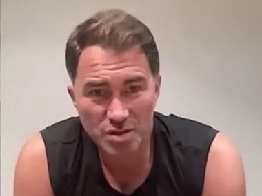 Возвращение Бивола и Мадримова — комментирует Эдди Хирн  - фото