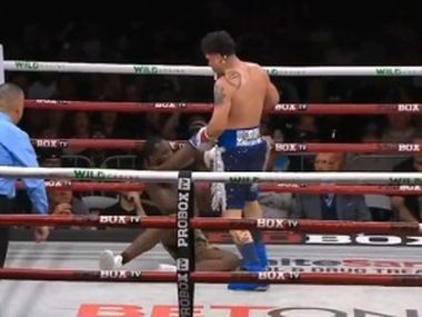 Сорван главный бой субботнего карда. Боец из команды Кроуфорда может завершить карьеру - фото