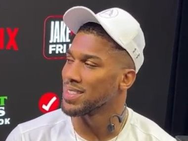 Джошуа объяснил, зачем ему бой с Полом - фото