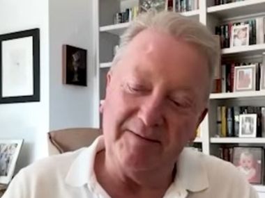 «Одна из самых невероятных историй». Уордли — чемпион мира. Комментирует Уоррен - фото