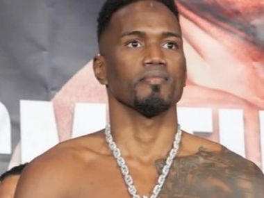 «Предпочёл бы, чтобы меня добили». Матиас прокомментировал поражение Смиту - фото