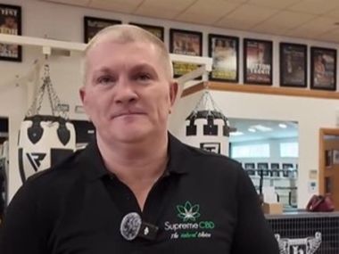 Названа причина смерти Рикки Хэттона - фото