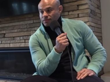 «UFC плевать на рейтинги». Менеджер Махачева о следующем сопернике Ислама - фото