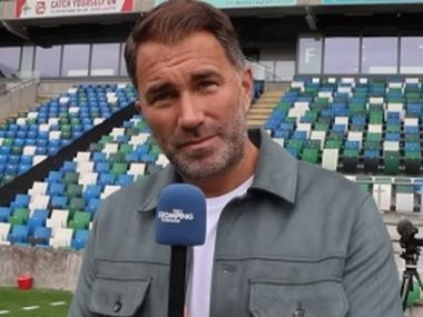 Дюбуа вновь капитулировал в бою с Усиком? Мнение Хирна Дюбуа вновь капитулировал в бою с Усиком? Мнение Хирна - фото