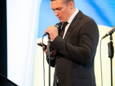 В команде Усика отреагировали на заявление Фьюри о трилогии - фото