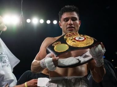 Первый пошёл! Один из титулов Кроуфорда получил нового владельца - фото