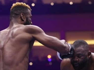 В IBF готовят обязательного претендента для Усика. Назначены торги - фото