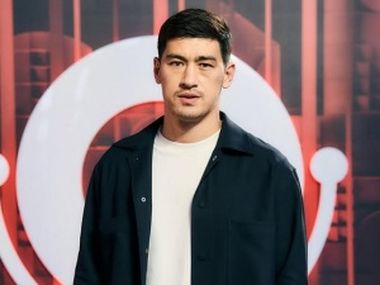 Бивол выступит на разогреве у Усика — СМИ - фото