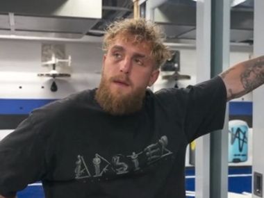 Околи наградил Пола синяком, шоумен готовит заявление. Грядёт отмена боя с Джошуа? - фото