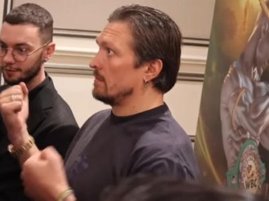 «Может после Уайлдера». Усика спросили о бое против ещё одного американского экс-чемпиона - фото