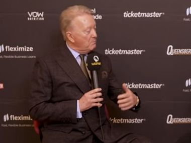 Уоррен о мегафайте Мейвезер – Пакьяо 2: «Мне это не нравится, но...» - фото