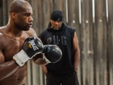 Аделейе бросил вызов «капитулянту» Дюбуа Аделейе бросил вызов «капитулянту» Дюбуа - фото