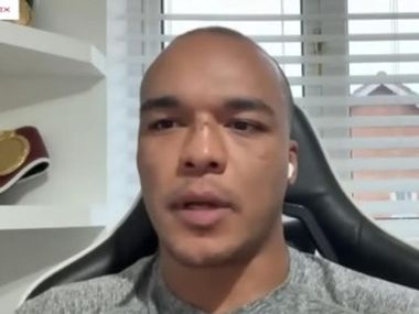 «Могу нокаутировать Усика». Уордли уже представлял этот бой - фото