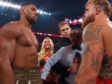 Джошуа нокаутировал Пола: видео - фото