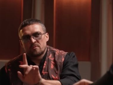 Почему Дюбуа толкнул Усика? Версия Александра Почему Дюбуа толкнул Усика? Версия Александра - фото