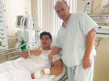 Названа причина отказа Бивола от трилогии с Бетербиевым. В этом году Дмитрия уже не увидим Названа причина отказа Бивола от трилогии с Бетербиевым. В этом году Дмитрия уже не увидим - фото