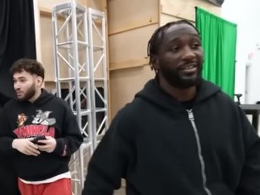 Кроуфорд завершил карьеру из-за того, что у него отобрали титул? Реакция «Бада» - фото