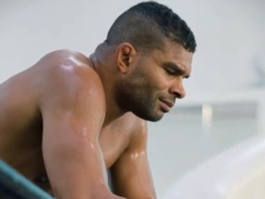 Шансы Усика и Верхувена на победу: цифры от легендарного Оверима - фото