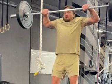 Усик-Уайлдер. Стало известно, с какой компанией ведёт переговоры украинец — СМИ - фото