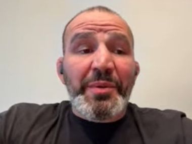 Перейра нокаутирует Чимаева максимум к третьему раунду — прогноз экс-чемпиона - фото