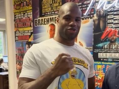 Дюбуа отказался от претендентского боя с Санчесом - фото