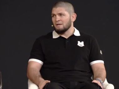 Нурмагомедов о завершении карьеры: «Иногда хочется посоревноваться…» - фото