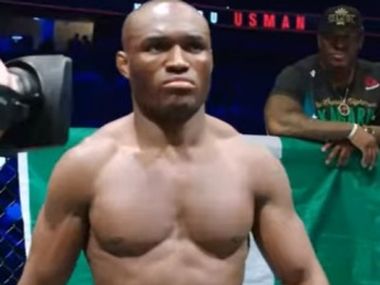 «Винтажный» Усман победил Бакли в главном событии UFC on ESPN 69 «Винтажный» Усман победил Бакли в главном событии UFC on ESPN 69 - фото