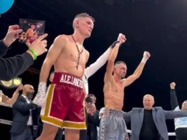 Постол перебоксировал Мойю - фото