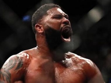 Небитый проспект-тяжеловес сразится с Блейдсом на UFC 327 - фото