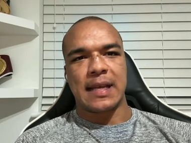 «У Усика есть уязвимости». Уордли о бое с украинцем - фото