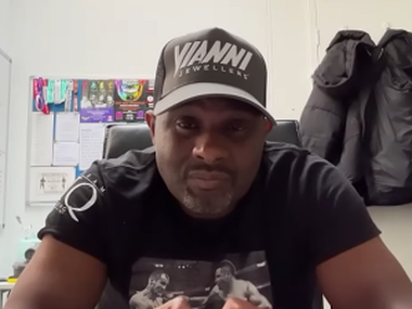 «Разница между Усиком и Холифилдом в том…» Тренер Уайта о будущих боях супертяжей - фото