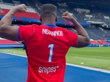 Контракт Фрэнсиса Нганну с PFL расторгнут - фото