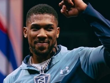 Джошуа в команде Усика. Мнение Гроувза - фото