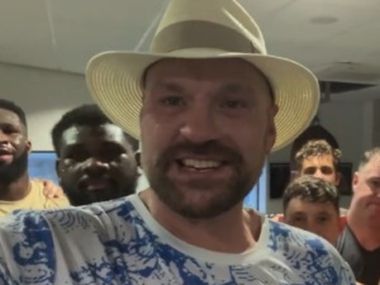 «Король должен вернуться на свой трон». Заявление Тайсона Фьюри - фото