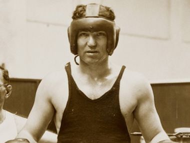 Абсолютные чемпионы супертяжёлого веса. От Салливана и Демпси до Али и Усика - фото