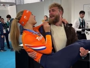 «Я не могу перестать плакать!» Невеста Джейка Пола стала олимпийской чемпионкой с новым рекордом - фото