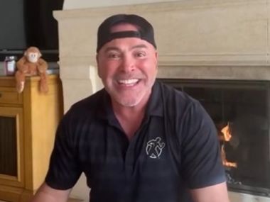 Опетаю обманули! «Правдоруб» Де Ла Хойя «разоблачил» Уайта - фото