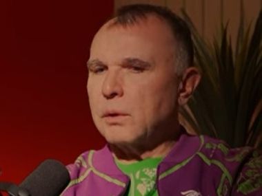 Александр Усик ведёт переговоры с новым промоутером - фото