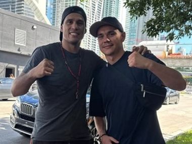 У Тима Цзю бой с небитым нокаутёром - фото