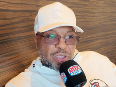 «Это было нехарактерно для Усика». Интервью тренера Дюбуа — об обвинениях, переменах и драке 4 на 4 «Это было нехарактерно для Усика». Интервью тренера Дюбуа — об обвинениях, переменах и драке 4 на 4 - фото