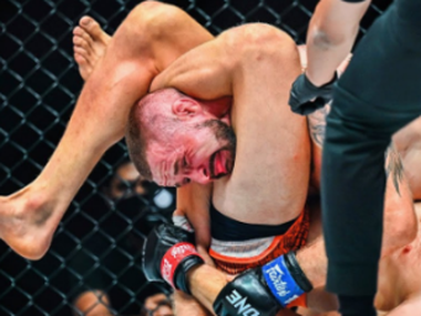 Все приёмы в ММА: болевые и удушающие. Какие они бывают, опасность, виды и техники - фото