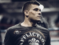 фото - Промоутер — о том, почему именно Деревянченко должен заменить Альвареса