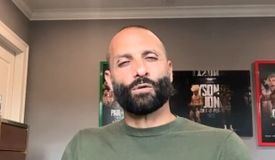 Прикол дня: промоутер Пола объяснил, почему Джейк «залип» на грудь Джошуа