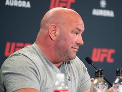 фото - Все и так знали, что Хабиб не будет драться — Дэйна Уайт