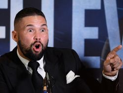 фото - Беллью нахваливает Ломаченко: Не верю, что он обычный человек. Он пришелец