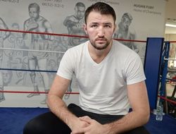 фото - Хьюи Фьюри нацелился на Джошуа: У него ещё не было таких как я