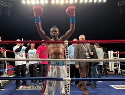 фото - Камбэк легенды: Ригондо нокаутировал Мартинеса в стартовом раунде