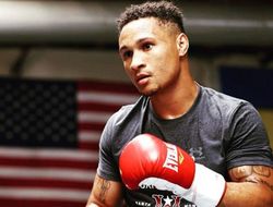 фото - Официально: в Суперсерию–2 попадёт победитель боя Риджиса Прогрейса и Веласко