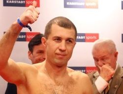 фото - Сергей Федченко дебютировал в США с трудовой победой