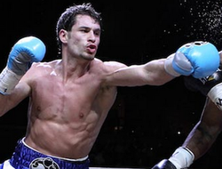 фото - Фредди Роуч переживает из-за джеба Криса Элджиери